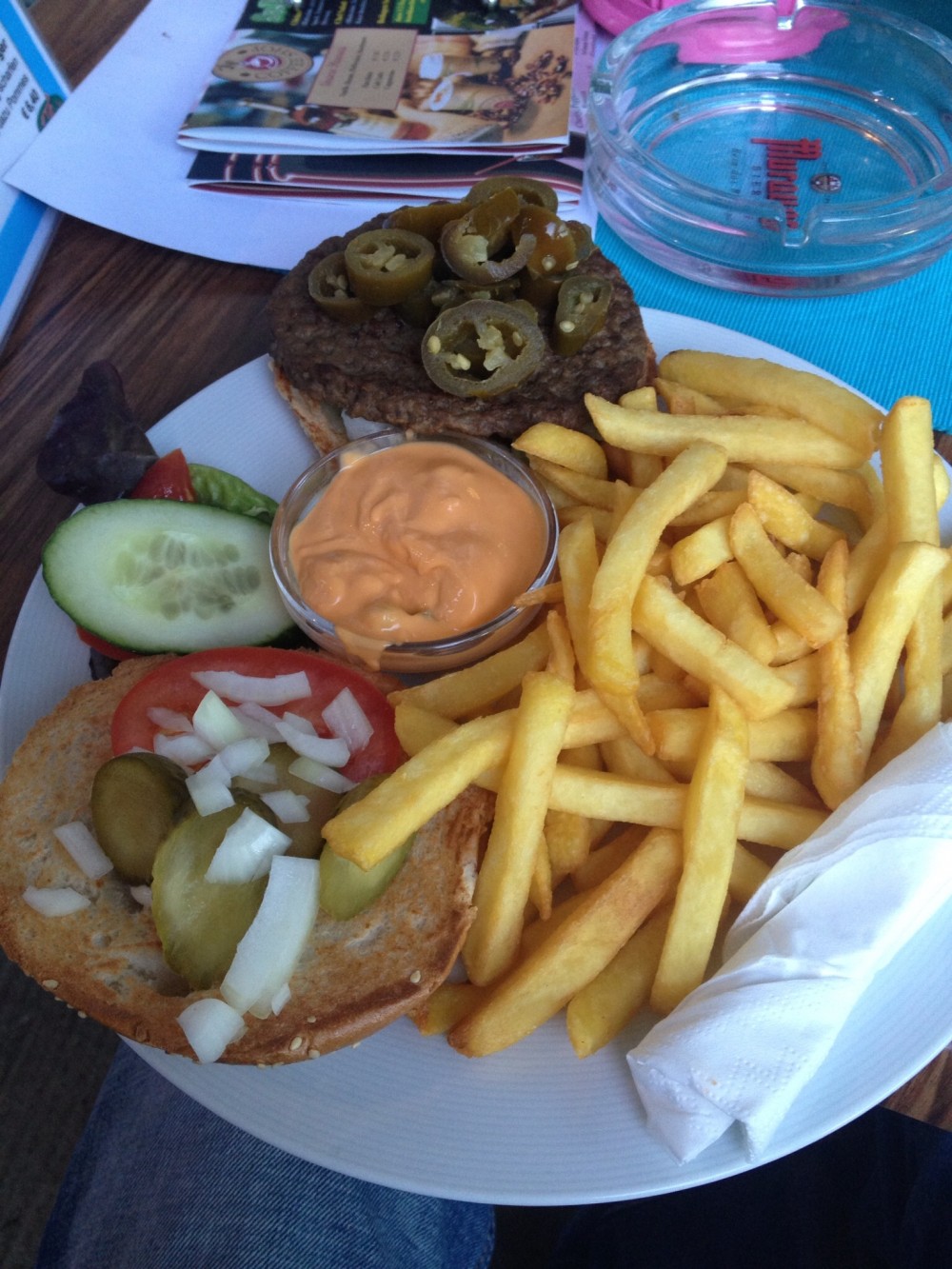 ...Burger... - Fly's American Restaurant - Wien
