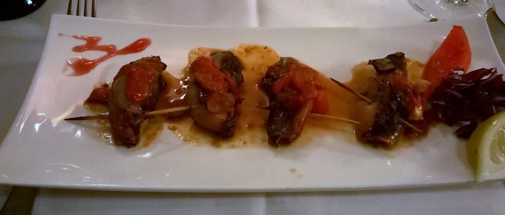Calamari mit Spinat und Pinienkernen gefüllt, sehr gut..... - Osteria Dal Toscano - Wien