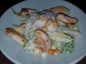 Caesar Salad mit Chicken, Grana und Croutons - Babenbergerhof - MÖDLING