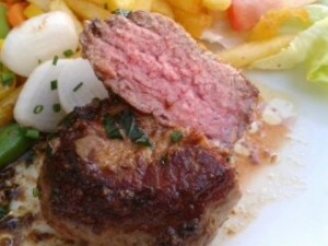 Stadtbrauerei Schwarzenberg Steak sollte Medium Rare sein