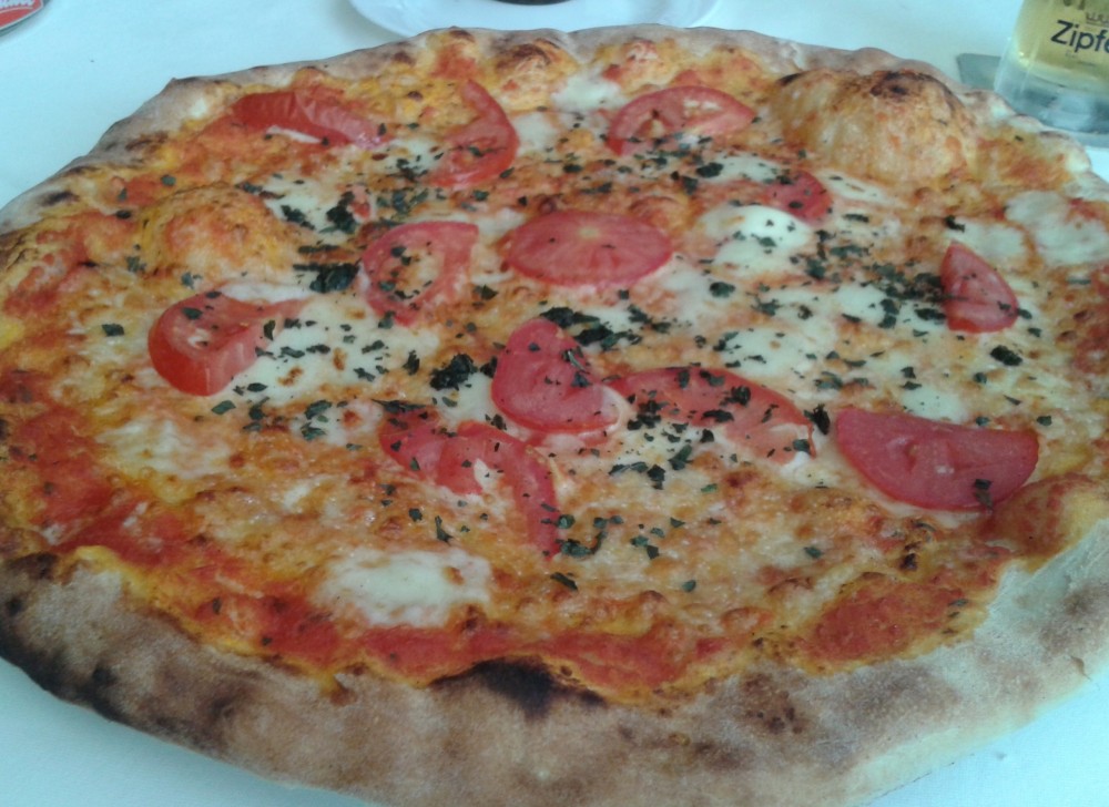 Pizzeria Vittoria Pizza Napoli Originale - Vittoria - Wien