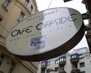 Cafe Offside Lokalaußenreklame - Cafe Offside - Wien