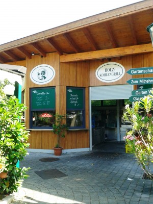 Panoramaschenke - Grillstation im Gastgarten
