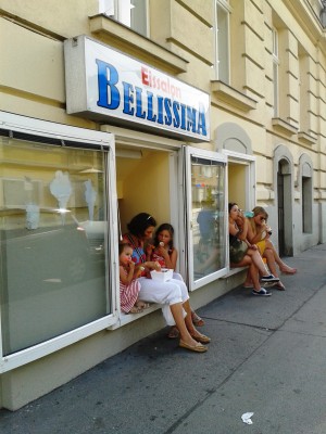 Eissalon Bellissima - Lokalaußenansicht - Eissalon Bellissima - Wien