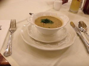 Erdäpfel-Steinpilz-Suppe