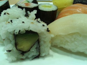 Mango - Futo-Maki - Nigiri Sushi - Maki - California Rolls - Mango - Wien