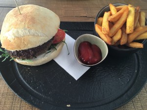 Prassers Chief Burger mit Fries - Prassers - Tillmitsch