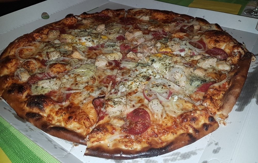 Party-Pizza 50cm Durchmesser - Quattro Due - Wien