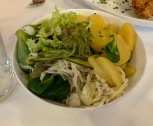 Gemischter Salat, sehr gut.
