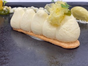 Dessert weiße Creme SEENSUCHT - Restaurant am See