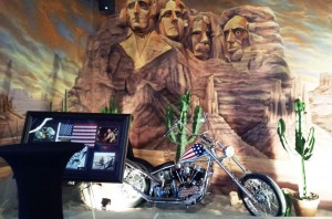 ClockTower - Im Lokal-Replik 'Easy Rider-Harley' (Peter Fonda) - Clocktower American Bar & Grill - Wien-Süd - Brunn am Gebirge