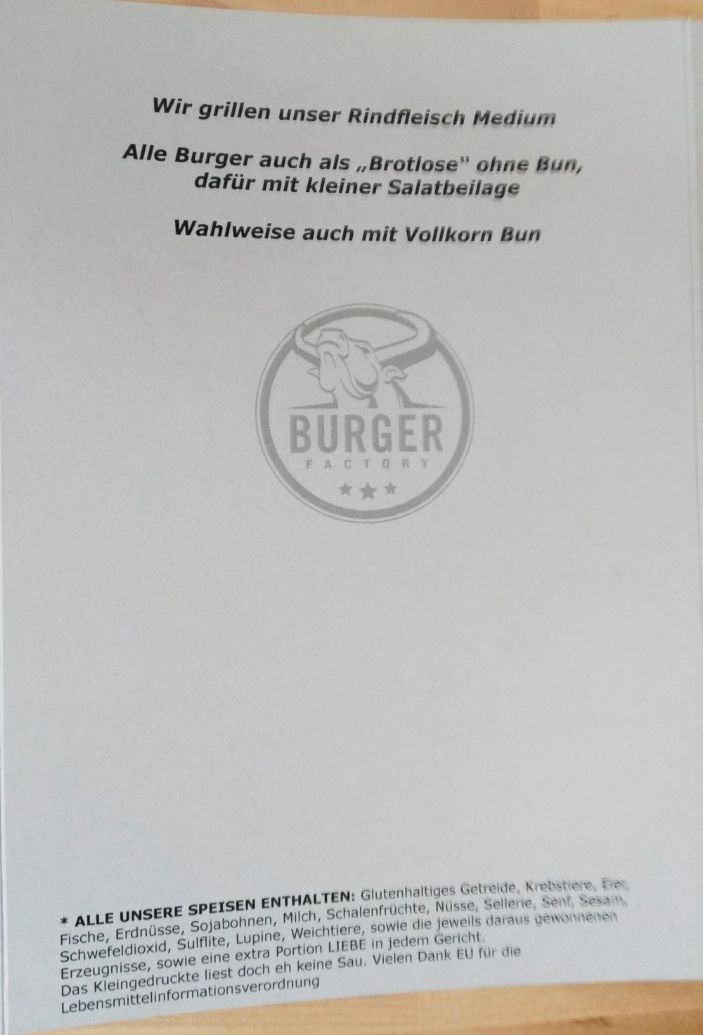 Speisekarte (man beachte das Kleingedruckte  :-) ) - Burger Factory - Graz