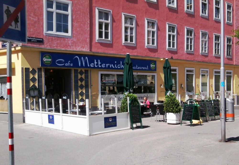 Metternich Lokalaußenansicht & Gastgarten - Cafe Metternich - Wien