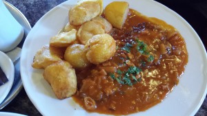 Tagesmenü: Serbisches Kotlett mit Bratkartoffel - Cafe Bellaria - Wien