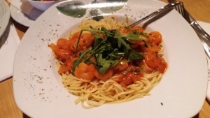 Spaghetti mit Garnelen und Rucola