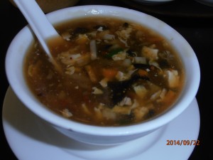 Scharfsaure Suppe: Zu starker Sesamölgeschmack und Geruch. Nicht mein ... - Chinarestaurant No. 27 - Wien