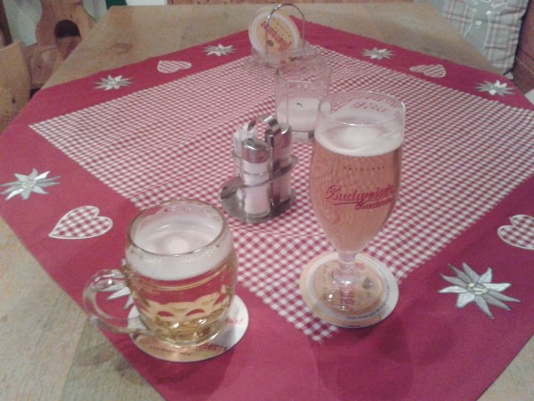 Kleines Bier, kleiner Radler - Weißes Kreuz - Graz