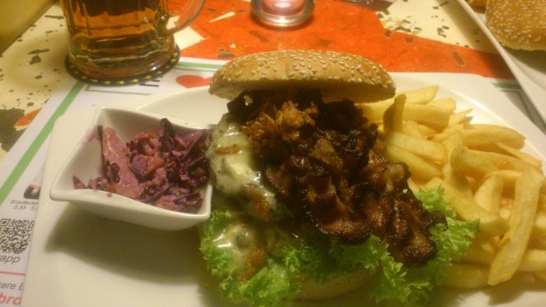 Blue-Cheese-Burger - Brot & Spiele City - Graz