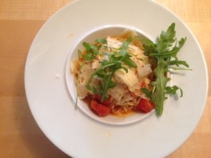 Hausgemachte Spaghetti mit Tomaten-Chili-Pesto