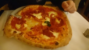 Pizza Salame Piccante - Pizzeria Bellotti - Wien