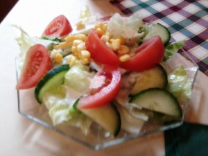Pizzeria Fantastico Gemischter Salat mit Joghurtdressing