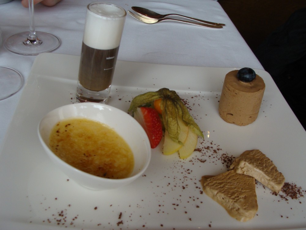"Mocca-Dessert" - Mousse, Parfait und Creme Brullé vom Café (8,50 Euro) - Krone - DORNBIRN