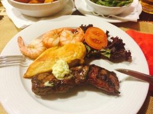 Steak 5 oz &amp; Hühnerbrust &amp; Shrimps