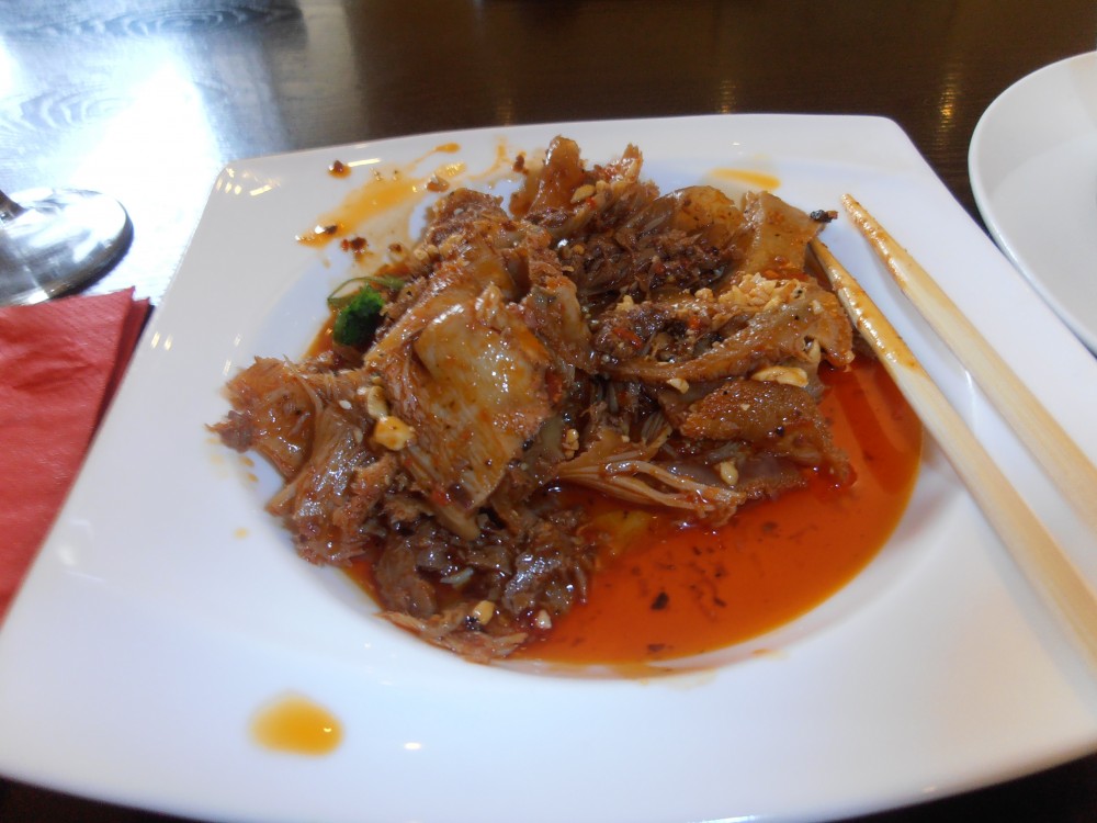 Rindfleisch mit Kutteln (schon zu essen begonnen ;-) ) - DIM-SUM Restaurant im Chinazentrum - Wien