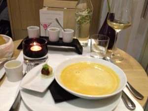 Kokos-Curry-Suppe - TIAN Restaurant Wien - Wien