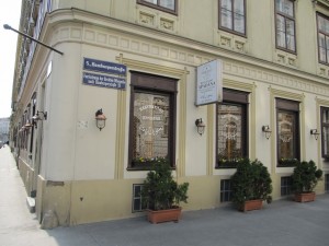 Apadana - Wien