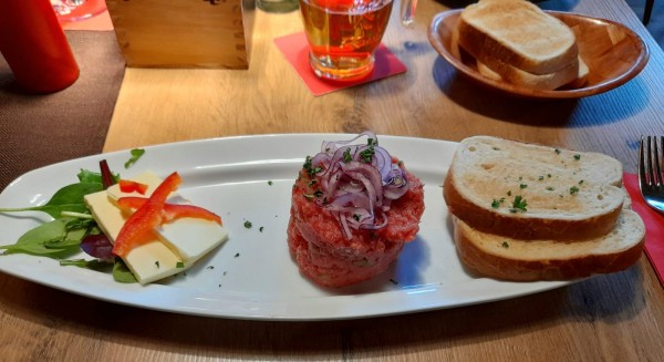 Beef Tartar 180g (mild) - Zum Steyrer - Grillenberg