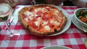 Pizza Diavola - Pizzeria Pozzuoli - Wien
