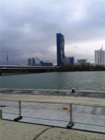 The View - Ausblick über die Donau in Richtung Donaustadt