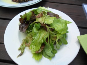 Salat mit Hanföl - Hanfwirt - Laa/Thaya