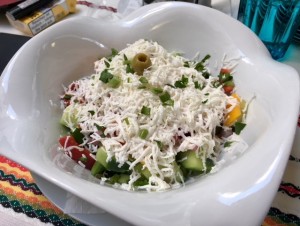 "Shopska" Salat ohne Tomaten - Seasons - Wien
