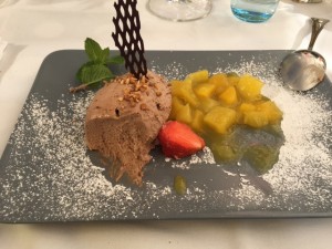 Mousse au Chocolat mit Mango - Stadtwirt - Wien