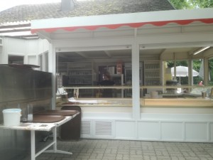 Kuchenvitrine - Cafe Restaurant Doblhoffpark - Baden