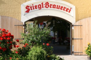 Der Eingang der Stiegl-Brauwelt - Stiegl Brauwelt - Salzburg