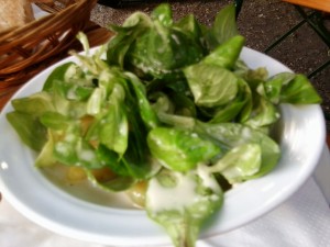 Silberwirt Erdäpfel-Vogerlsalat zum Zanderfilet in Kräuterpanade gebacken