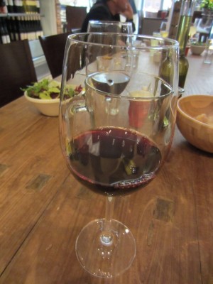 der Hauswein ist nicht schlecht und heutzutage mit 2,30€ pro Glas fast schon ... - Pasta... e Basta - Wien