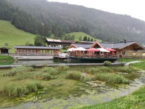 Restaurant und Teich