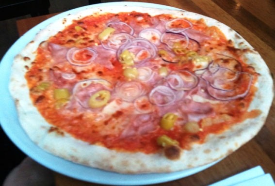 Pizza Diavolo - I Carusi - Wien