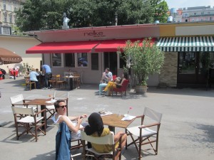 RELAX! - nelke - café am markt - Wien
