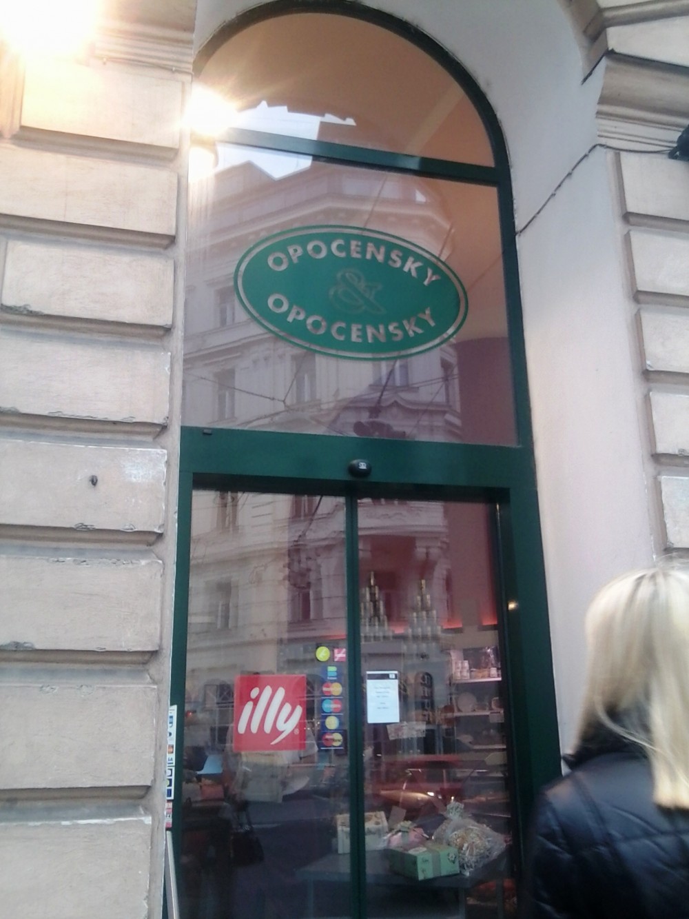 Edelgreisslerei &amp; Restaurant Opocensky Haupteingang - Opocensky - Wien