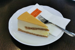 Oberlaa 1030 - Irish Cream Torte - eine neue Konditorei-Erfahrung - a new reason to go there :)