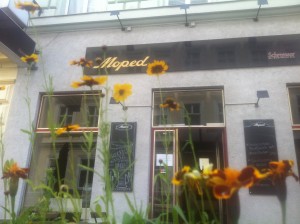 flower power - Moped - Wien