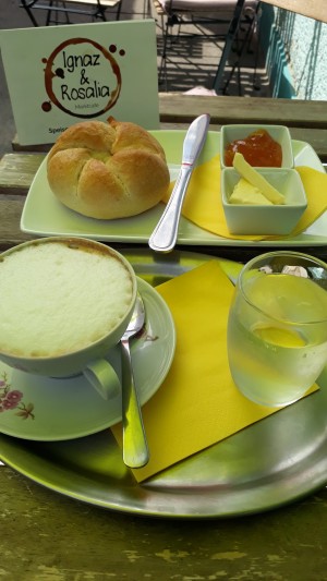 Kleines Wiener Frühstück mit Melange