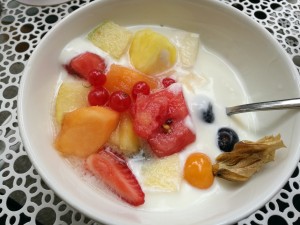 Joghurt mit Früchten - Promenade - Graz