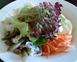 Graselwirtin Gemischter Salat (zum Surschnitzel)
