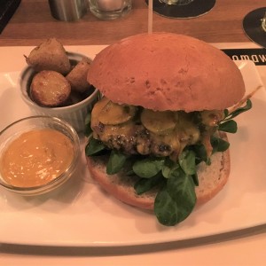 Chili–Cheeseburger - THOMAWIRT - Graz